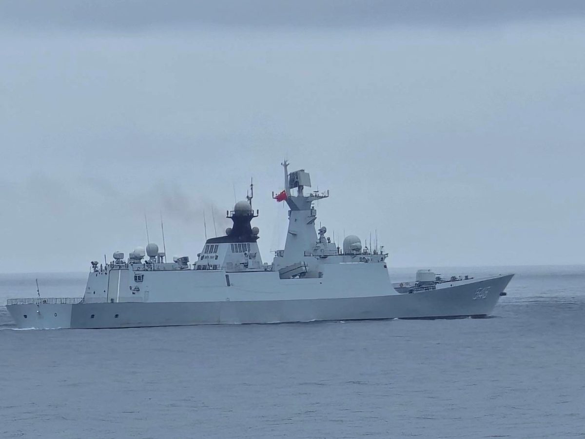 A Chinese warship navigates on waters near Pengjia Islet in northern Taiwan, in this handout image released May 23, 2024. Taiwan Coast Guard/Handout via REUTERS  