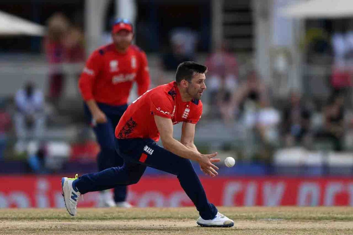 Mark Wood completes a caught and bowl opportunity to dismiss Zeeshan Maqsood for 1

