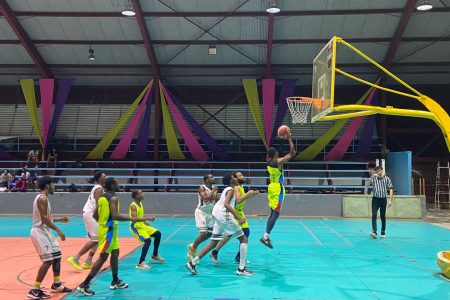 Action between Kobras and Caimans at the National Gymnasium in the Men’s U-23 League