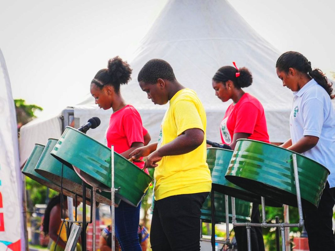Providing entertainment: The Amity Schools Steelband Festival, organised by the Ministry of Education’s Unit of Allied Arts, was on display yesterday at the Seawall Esplanade in Kingston. The festival, which was expected to see about 18 school steelpan bands on display, provided refreshing entertainment to those in attendance as is seen in this photograph. (Ministry of Education photo)