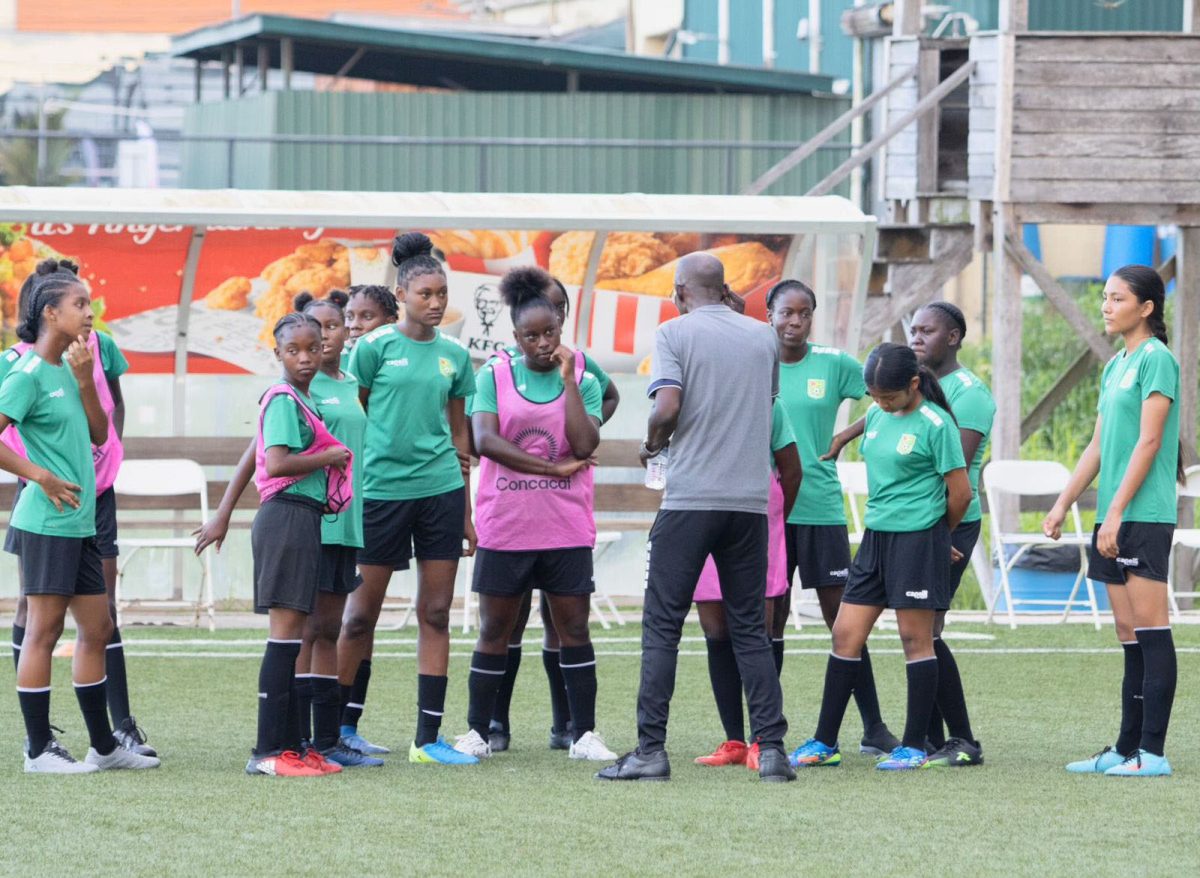 Technical Development Officer Lyndon France makes a point to the players during the assessment exercise