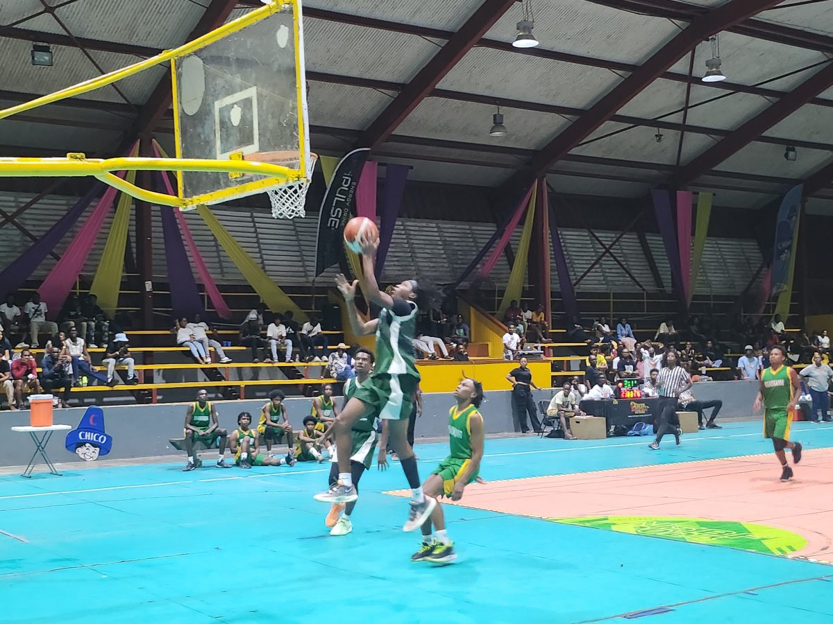 Action on Sunday night at the National Gymnasium, Mandela Avenue. The Bishops’ High School took home the U18 Boys title, defeating Kwakwani 71-60