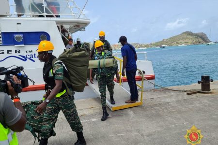 GDF troops arriving on Carriacou (GDF photo)
