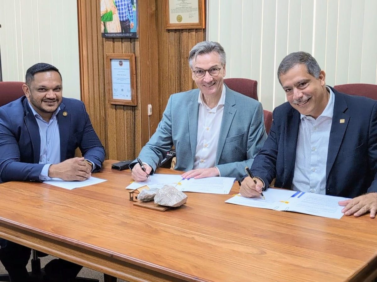 Minister of Natural Resources Vickram Bharrat (left) witnessed the signing between the European Union Ambassador, René van Nes and the Inter American Institute for Co-operation on Agriculture’s  Representative Wilmot Garnett.. (Ministry of Natural Resources photo)