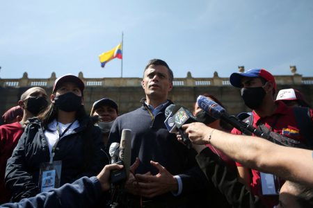 Leopoldo Lopez (Reuters photo) 