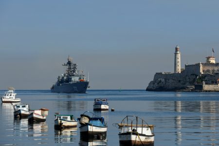 A ship from Russia's Baltic Fleet enters Havana's bay, in Havana, Cuba July 27, 2024. REUTERS/Norlys Perez