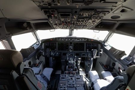 A Boeing 737 MAX 9 cockpit, Benito Juarez International airport, in Mexico City, July 14, 2021. REUTERS/Luis Cortes/File Photo