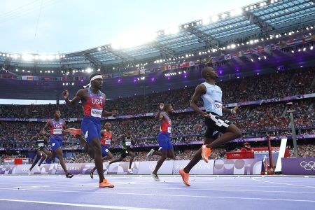 Letsile Tebogo (1st from right) of Botswana wins the men’s 200m, defeating USA’s 100m Olympic and 200m World Champion Noah Lyles (2nd from right) and his compatriot Kenny Bednarek (World Athletics Photo).