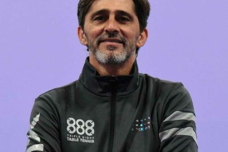 Coach Alexandre Gomes
