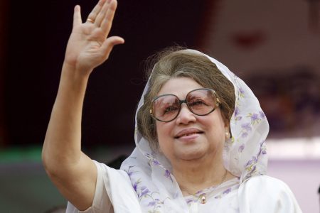 FILE PHOTO: Bangladesh Nationalist Party (BNP) Chairperson Begum Khaleda Zia waves to activists as she arrives for a rally in Dhaka in this file picture taken January 20, 2014. REUTERS/Andrew Biraj/File Photo