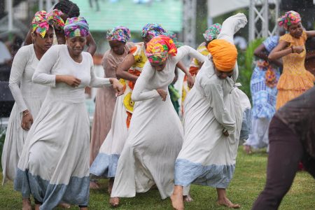 Emancipation pangs: A dance denoting the struggles of emancipation at the dinner and cultural extravaganza on the lawns of State House on Sunday. (Office of the President photo)