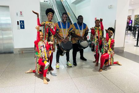 Drummers and beautifully dressed dancers