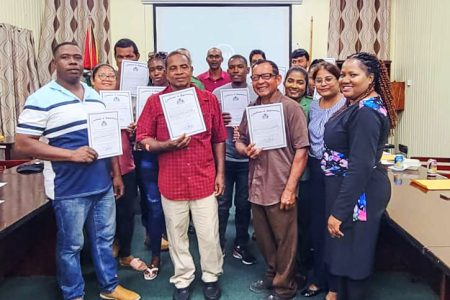 Representatives of the logging groups (Ministry of Labour photo)