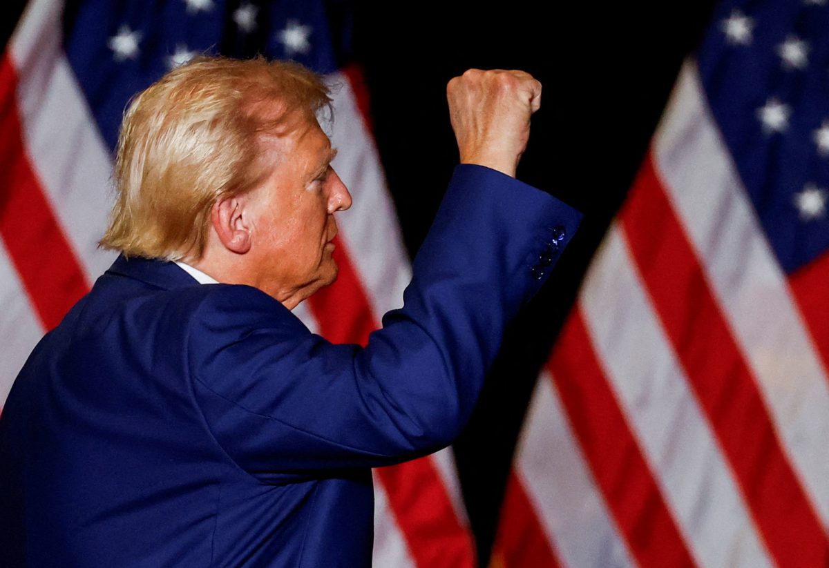 FILE PHOTO: Republican presidential nominee and former U.S. President Donald Trump gestures at a rally in Las Vegas, Nevada, U.S. September 13, 2024. REUTERS/Piroschka Van de Wouw/File Photo