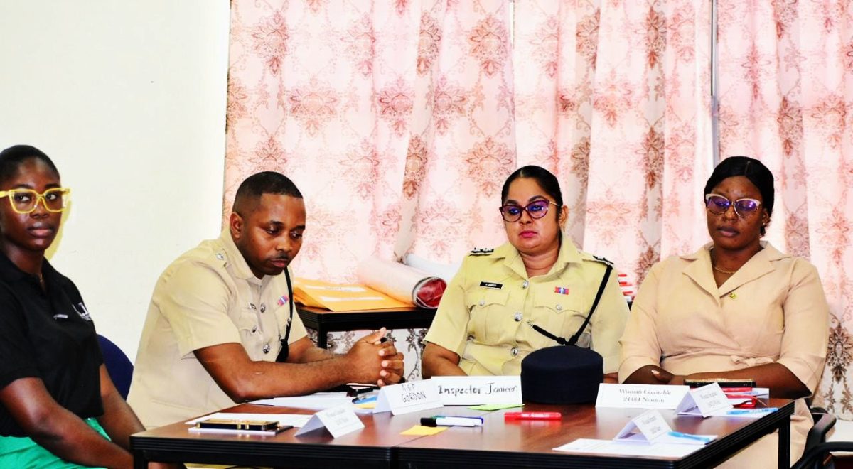 Participants at the training (Police photo)
