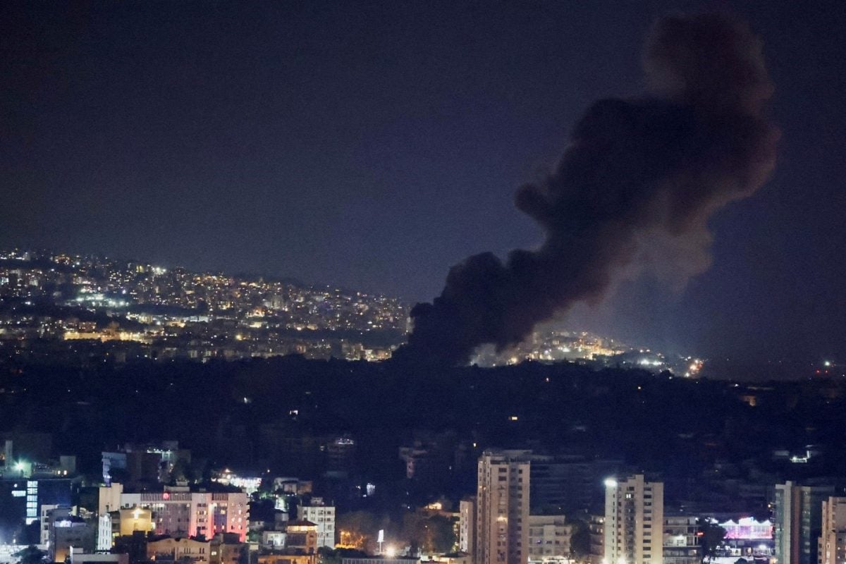 Smoke rises over Beirut’s southern suburbs after a strike, amid ongoing hostilities between Hezbollah and Israeli forces, as seen from Sin El Fil, Lebanon, October 1, 2024. REUTERS/Amr Abdallah Dalsh