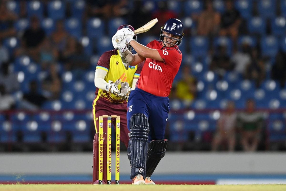 Sam Curran helped England ace the chase as he smashed his way to a top score of 41 from 26 deliveries (ESPN Cricinfo Photo)
