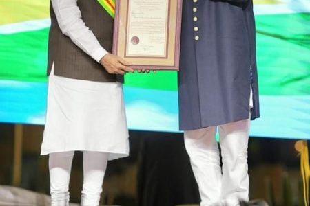 President Irfaan Ali(right) and Indian Prime Minister Narendra Modi during the conferral of the Order of Excellence.  (Office of the President photo)