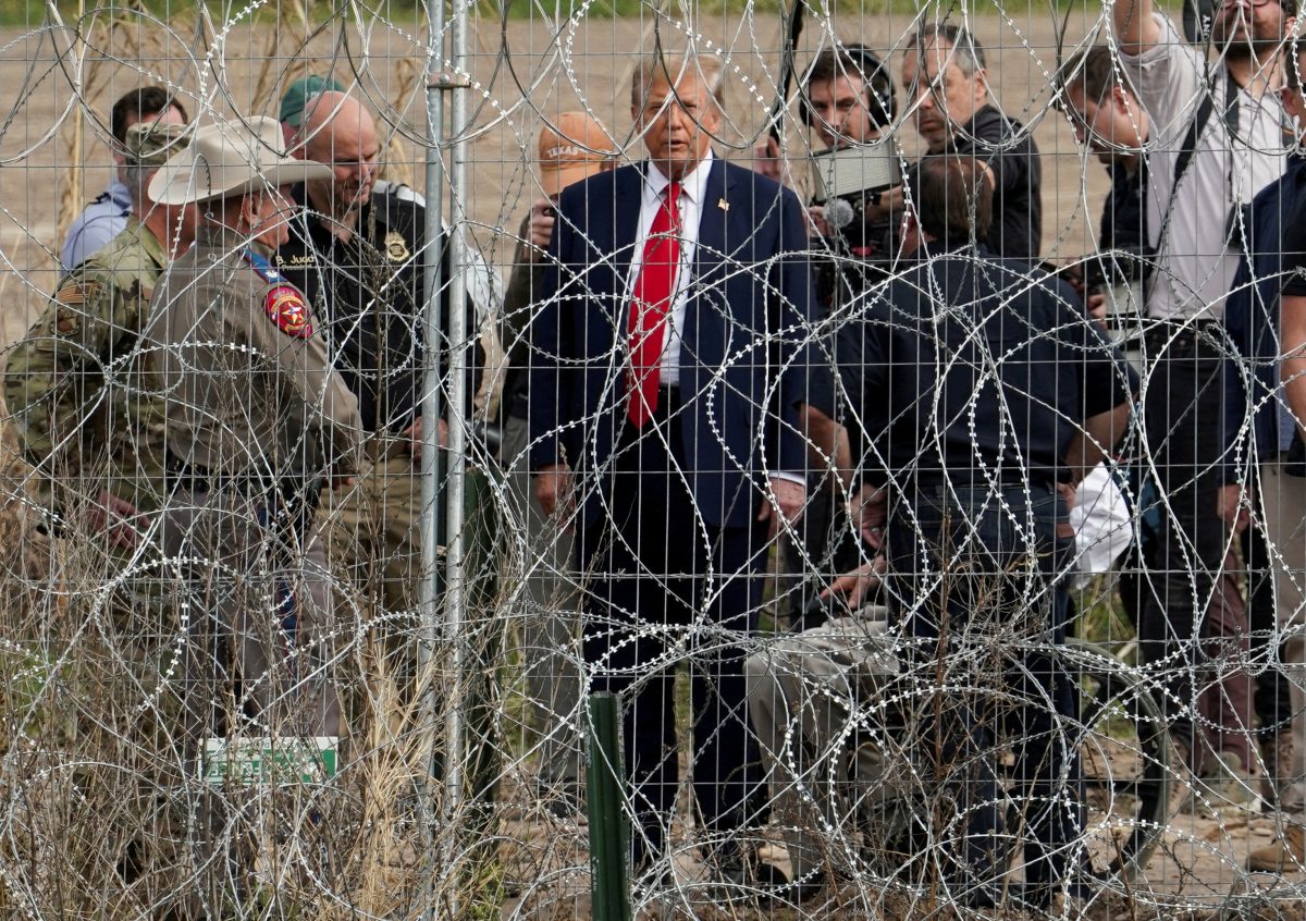 Republican presidential candidate and former U.S. President Donald Trump visits the U.S.-Mexico border at Eagle Pass, Texas, as seen from Piedras Negras, Mexico, February 29, 2024.  REUTERS/Go Nakamura/File Photo