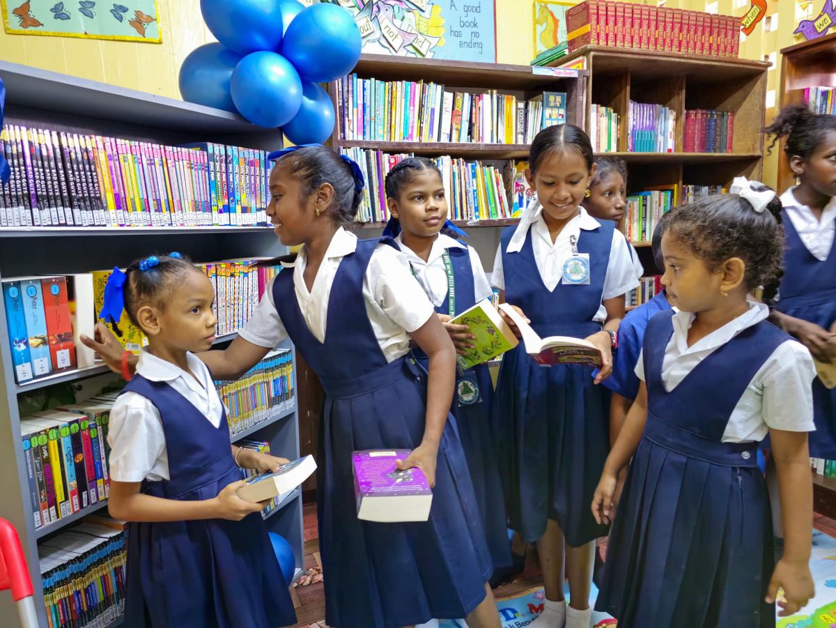 Children at one of the libraries (Ministry of Education photo)