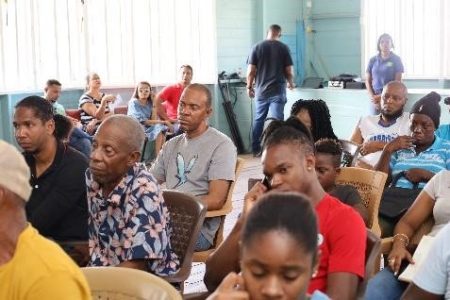 Some of the residents of Beterverwagting/Triumph who attended the meeting (Ministry of Agriculture photo)
