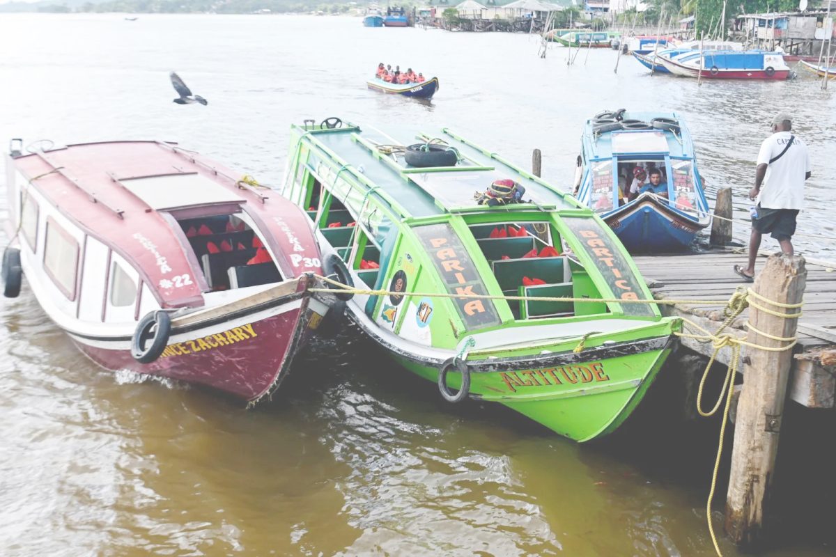 Parika to Bartica boats (DPI photo)