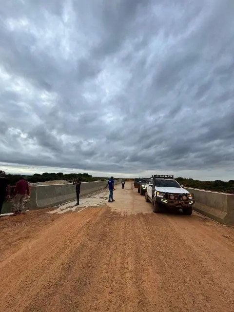  The long-delayed Pirara Bridge in Region Nine has now been completed. The Department of Public Information (DPI) said that Minister of Public Works, Juan Edghill made the announcement during an engagement in the Amerindian village of Nappi on Monday. (DPI photo)