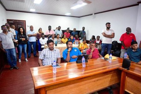 Stakeholders at the meeting (DPI photo)