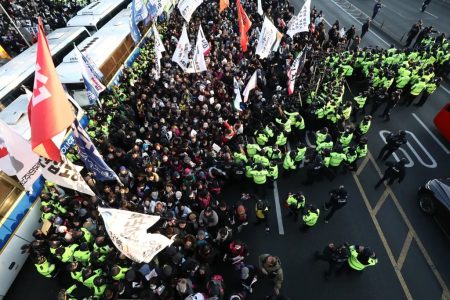 Members from the Korean Confederation of Trade Unions (KCTU) scuffle with police officers during a protest against impeached President Yoon Suk Yeol on Jan. 3, 2025, in Seoul, South Korea.Getty Images