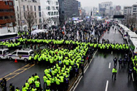 Protesters gather, in Seoul, January 5, 2025. 