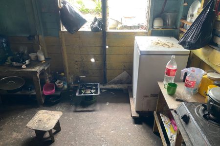 The kitchen at the Amerindian Hostel at Kumaka
