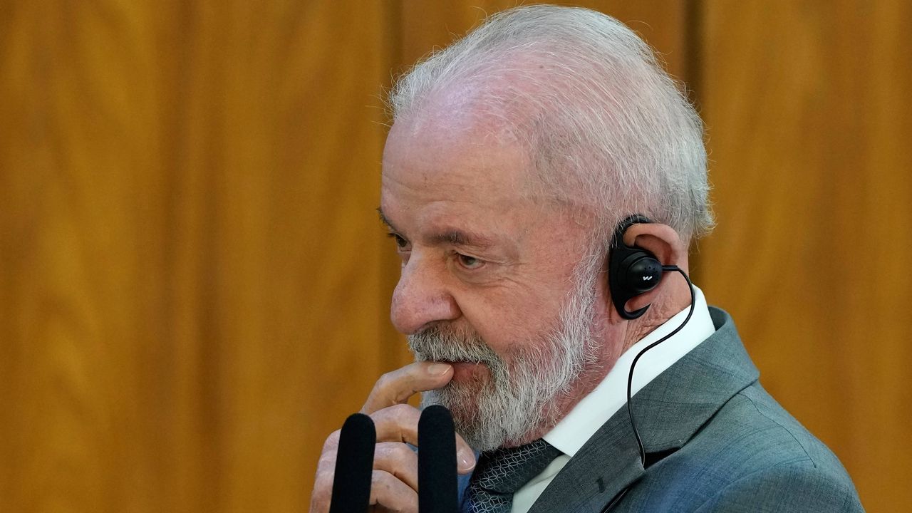 Tensions rise as Lula blasts US over visa sanctions tied to Bolsonaro trial