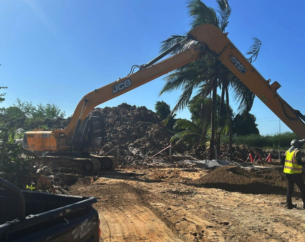 Pile-driving underway for Qatari hotel on Carifesta Ave