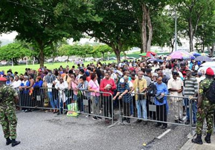 Hundreds turn up in Trinidad for US Navy medical care